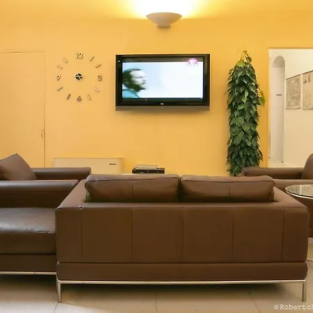 Hostel Academy Floransa